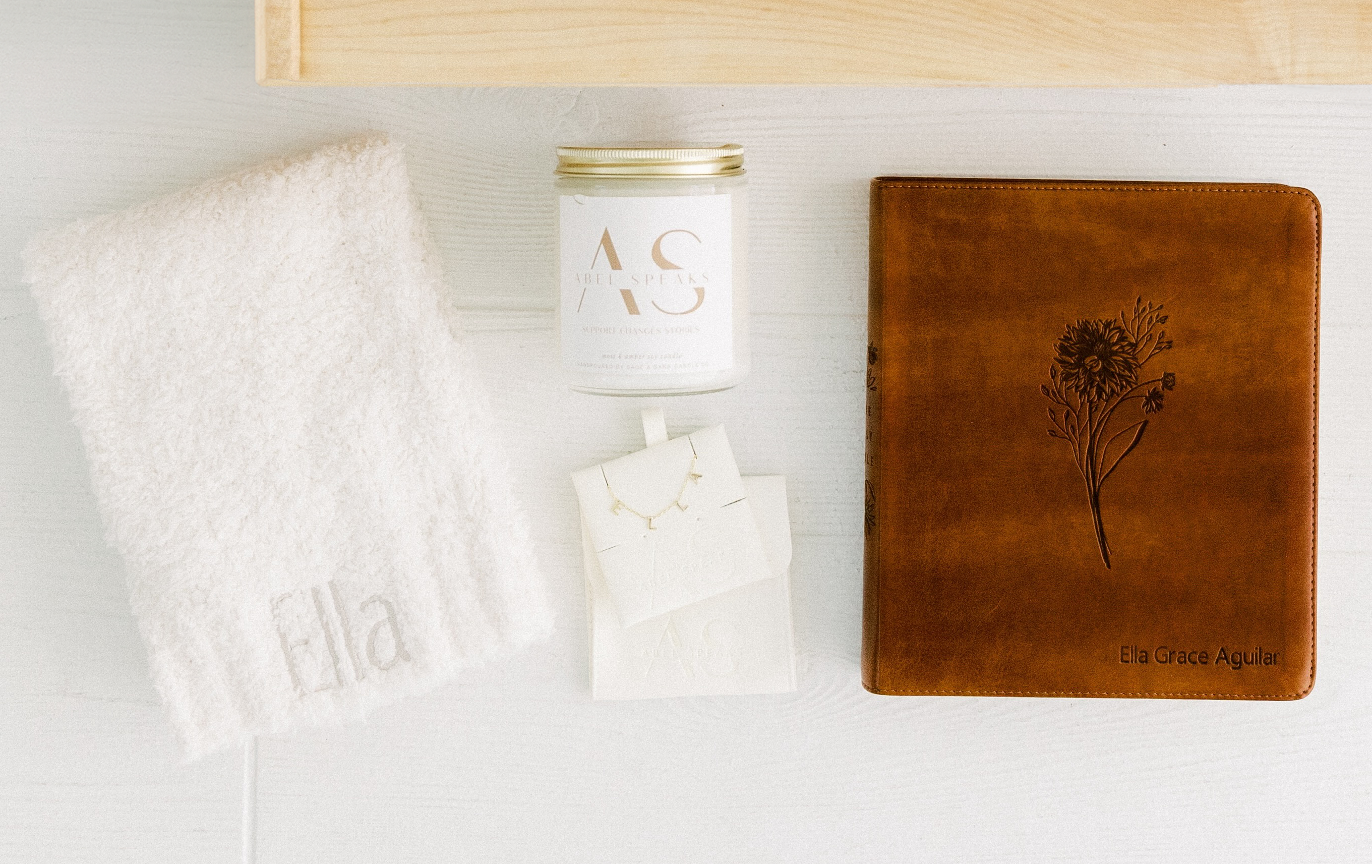 Engraved Handmade Maple Keepsake Box (Personalized Gifts Included)